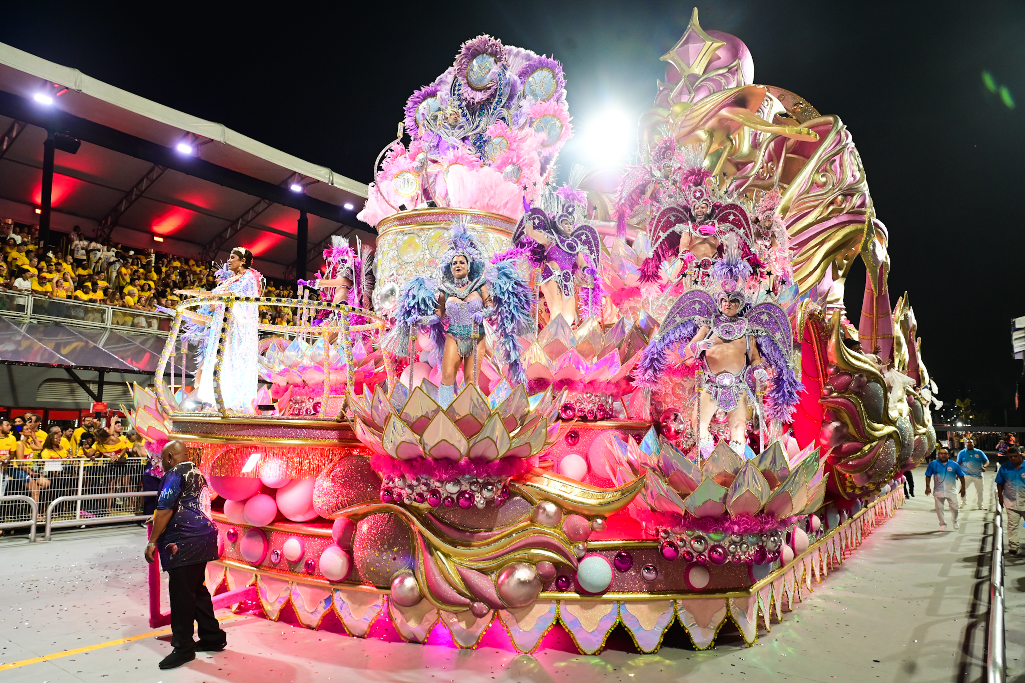 Rosas de Ouro (Desfile 26)